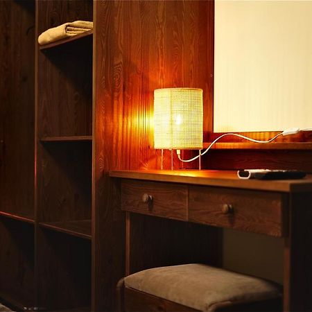 Bacchus Pub Es Panzio Bed & Breakfast Dunaharaszti Eksteriør bilde